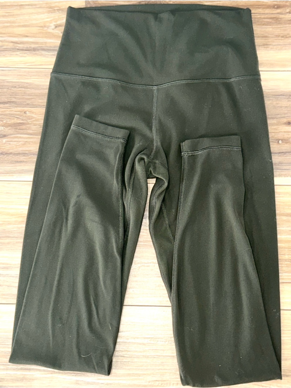 lululemon Align High-Waisted Olive Green Yoga Leggings Women’s Size 6